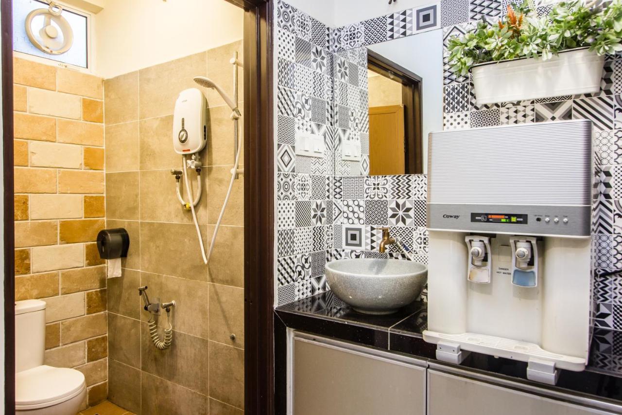 Surprised Homestay Butterworth Extérieur photo