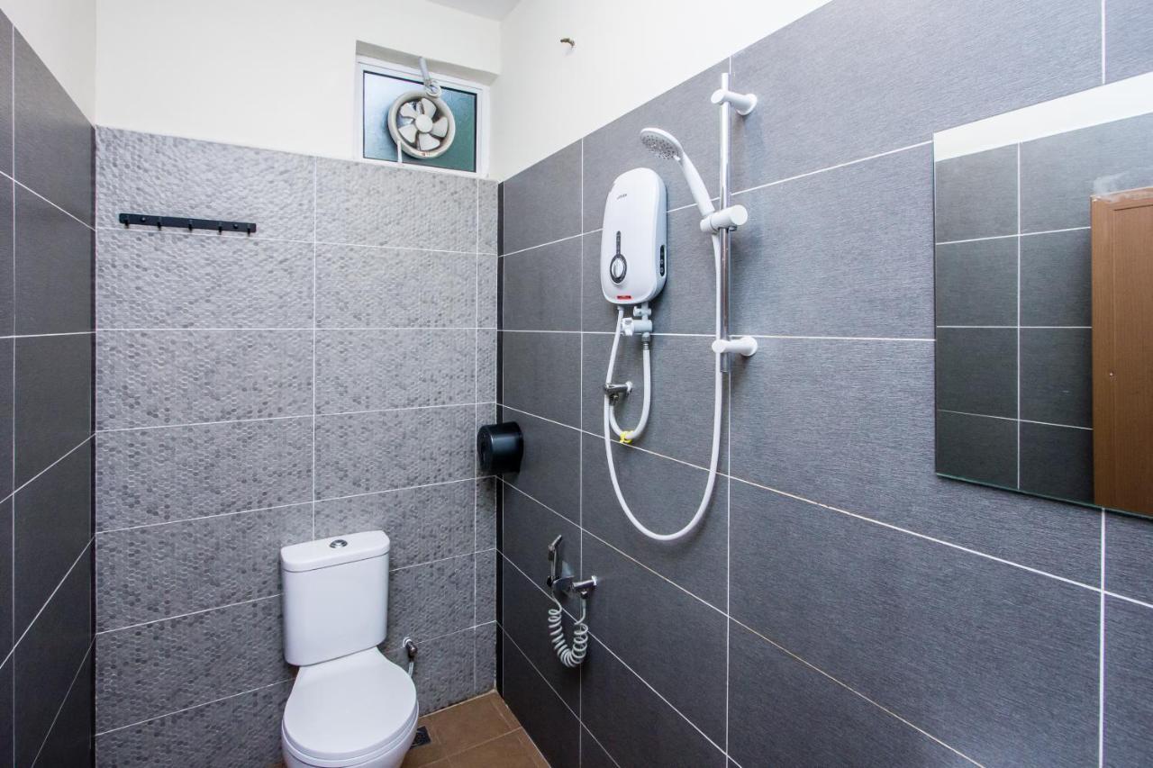 Surprised Homestay Butterworth Extérieur photo
